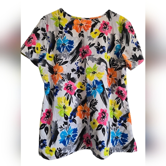 Scrubstar Pink and Blue Scrub Tee Size Large - Picture 2 of 3